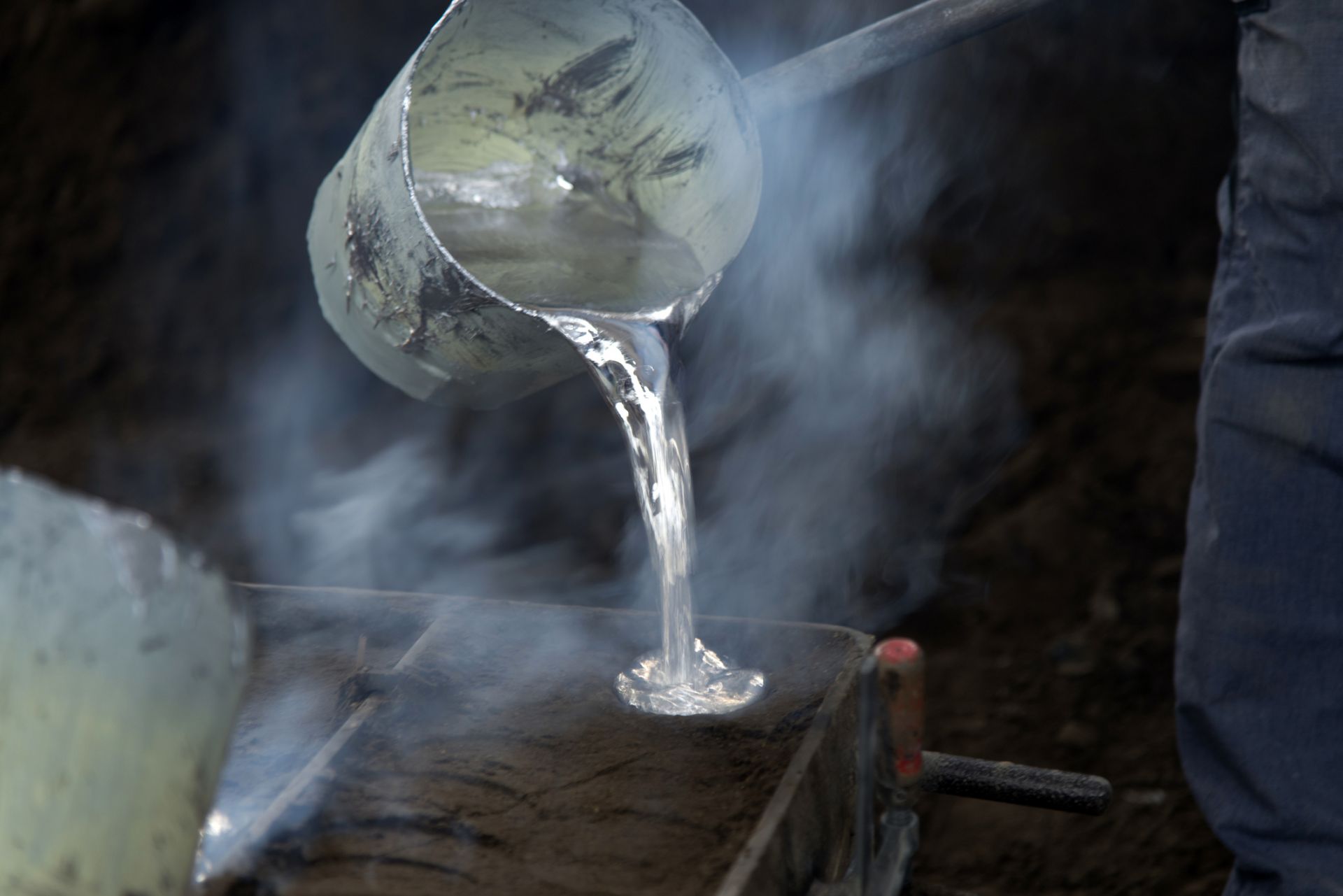 Химические процессы: почему вода замерзает, а свинец плавится